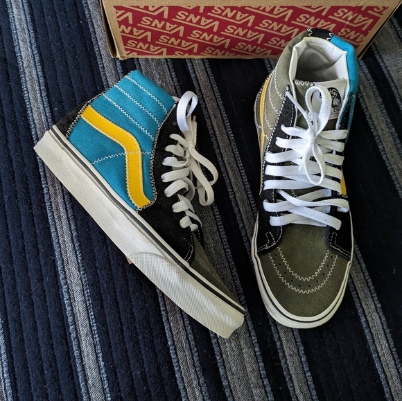 Vans Shoes - Vans SK8 HI Zig Zag Multi Blue Green Suede Canvas Women 6 VN0A4BV619Y 042024